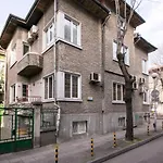 Apartment Center Of Varna-free Parking