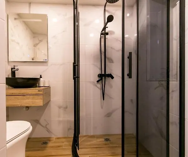 Center Of Varna-free Parking