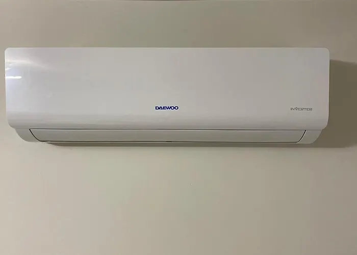 Апартамент Center Of Varna-free Parking *